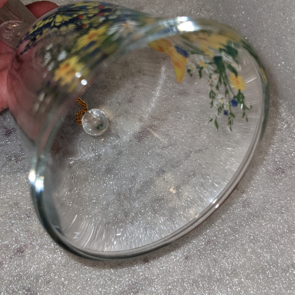 Dinner Bell Crystal Clear Butterfly Floral Vintage by Avon EUC Gold Chain - Picture 7 of 9